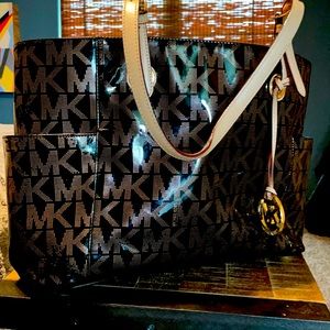 Michael Kors tote